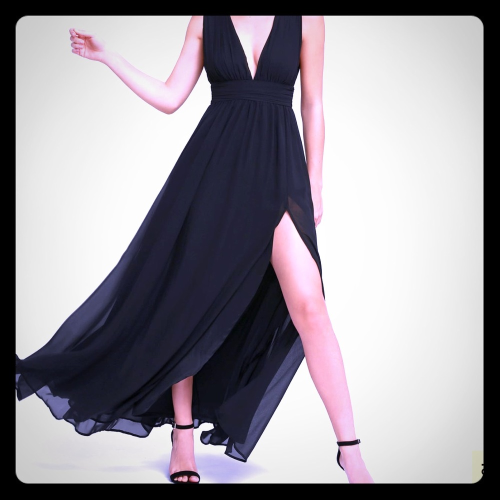 Lulu’s black heavenly hues maxi dress
